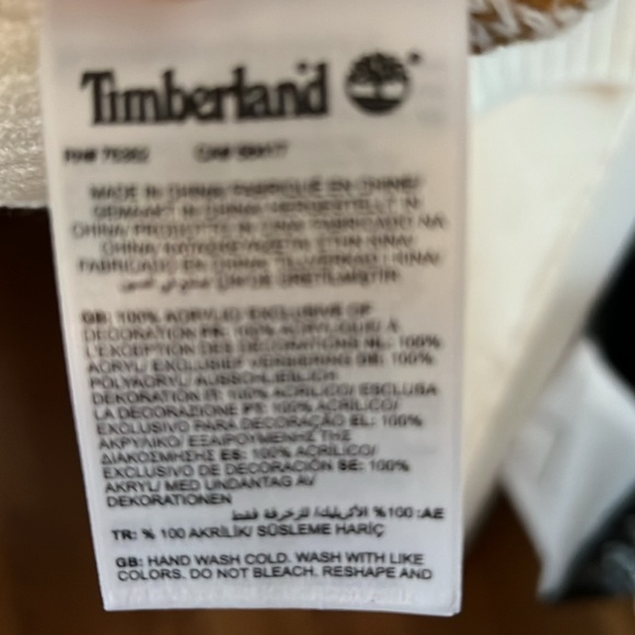 Scarf - Picture 3 of 3